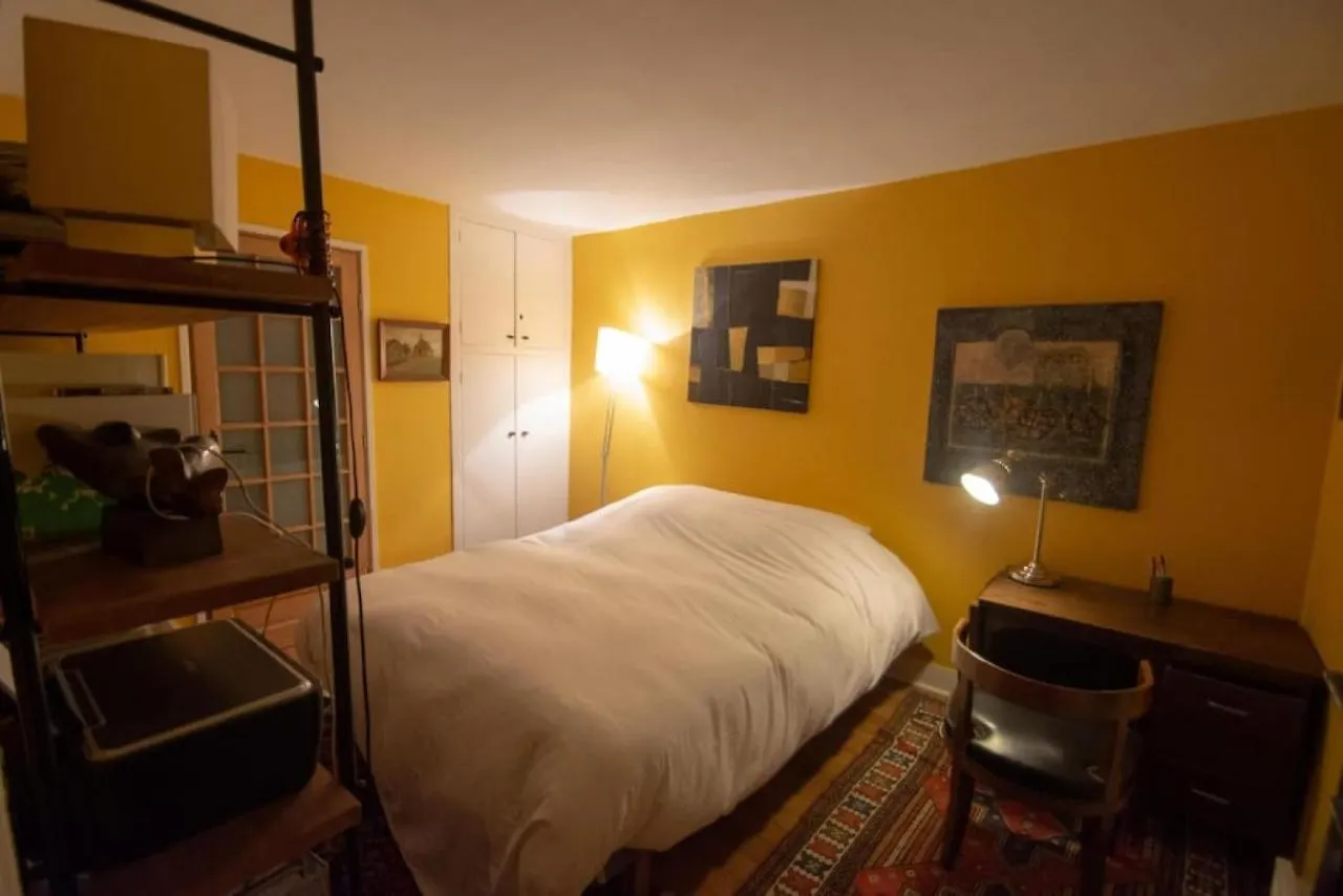 Very French Two Bedroom In The Heart Of Apartment *